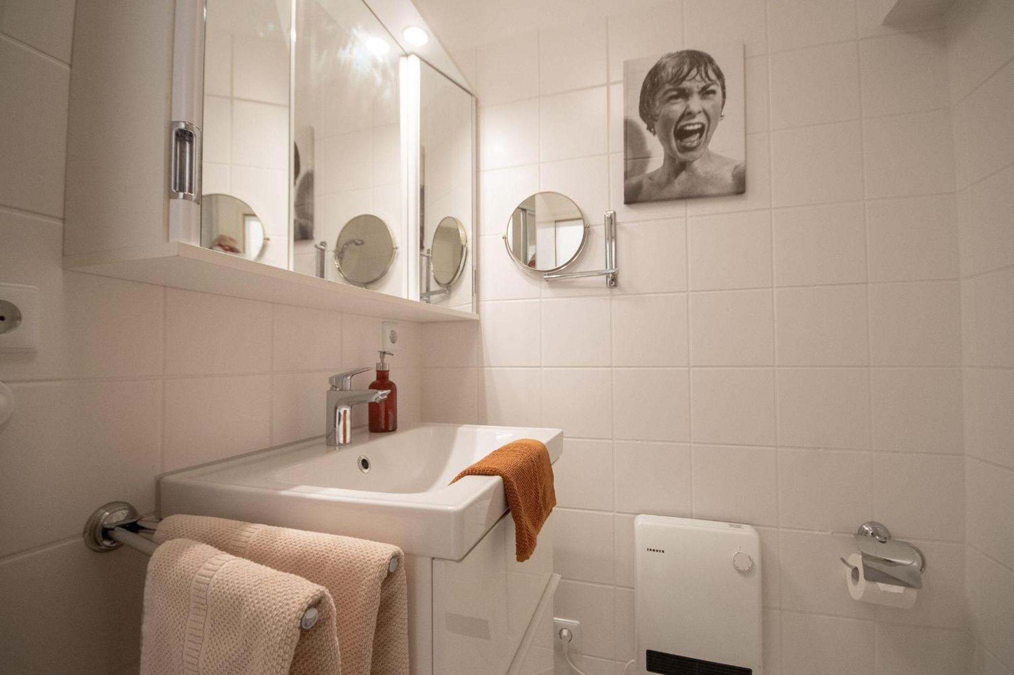Marina-View Apartment คุกซ์ฮาเวน ภายนอก รูปภาพ